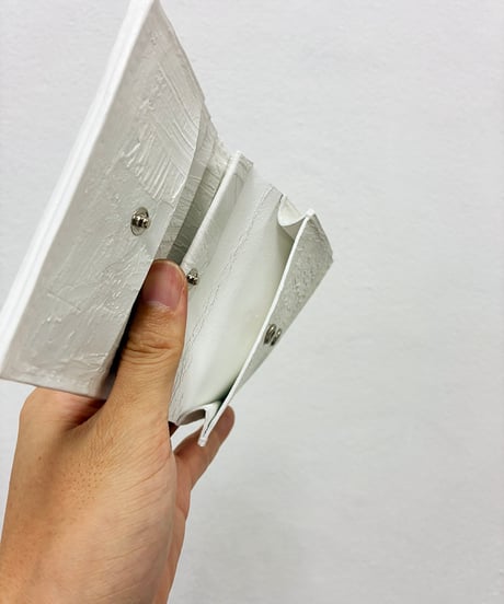 mw20｜二つ折り財布／WH
