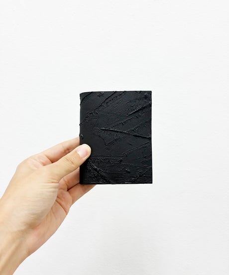 mw20｜二つ折り財布／BK