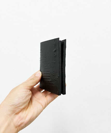 mw20｜二つ折り財布／BK