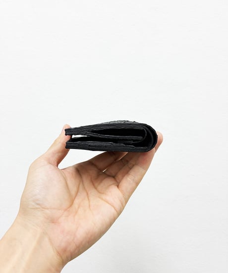 mw20｜二つ折り財布／BK