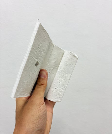 mw20｜二つ折り財布／WH