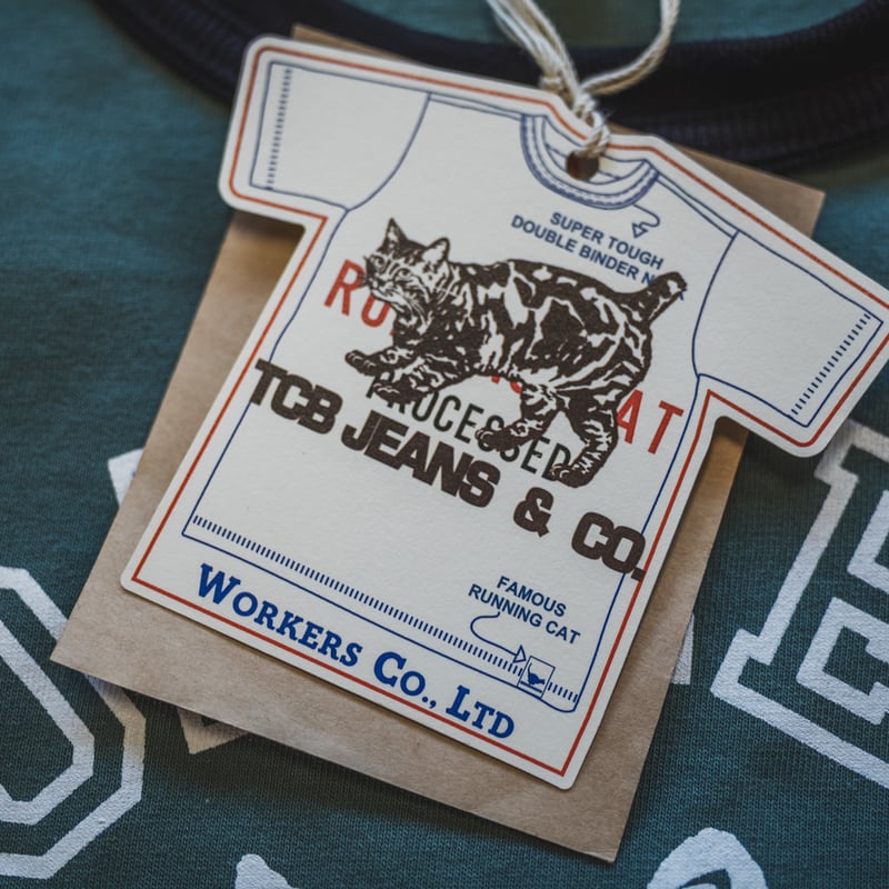 WORKERS & Running Cat T-Shirt Color: Cat Grass
