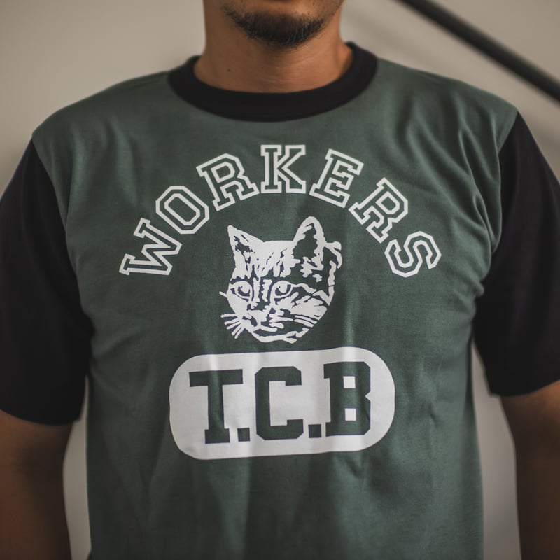 WORKERS & Running Cat T-Shirt Color: Cat Grass