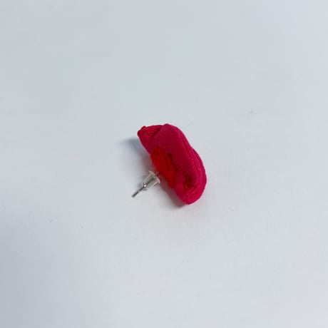 山ぐるみ｜ くちびるピアス