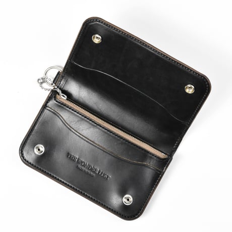 SHELL & STUDS MID WALLET- horse butt -