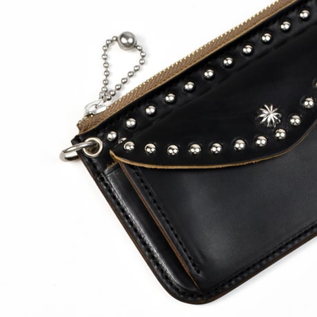 SHELL & STUDS UTILITY POUCH -horse butt-