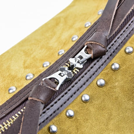 ARMS HALF MOON BAG -italy suede-