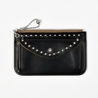 SHELL & STUDS UTILITY POUCH -horse butt-