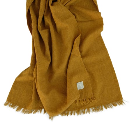 LOCALLY(ローカリー)　light short muffler    　　Mustard