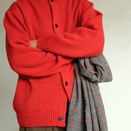 STILL BY HAND(スティルバイハンド)　　  Punched shetland cardigan　　KN06263　　　　VERMILION RED