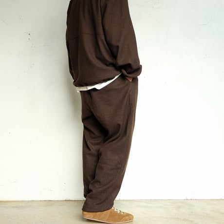 STILL BY HAND(スティルバイハンド)  　　Cashmere mixed easy pants　　　PT04263