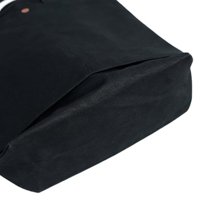 holk(ホーク)　　  tote　②  by  this is a(n)