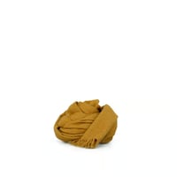 LOCALLY(ローカリー)　light short muffler    　　Mustard