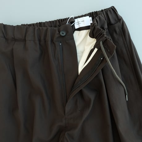 STILL BY HAND(スティルバイハンド)　　　 Cotton twill easy pants　　PT06263