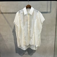 2603601   フリルシャツ
