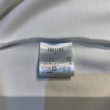 2601102  ワッペンTシャツ