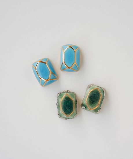 miniPOLY【ピアス/イヤリング】a,b