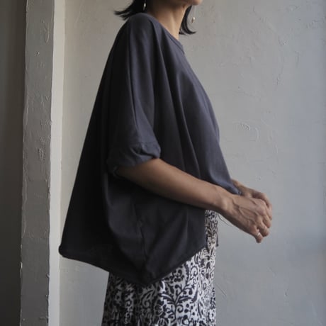 draped oversized crop tee