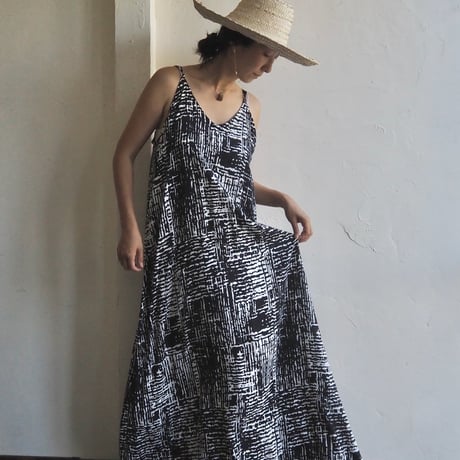 back ribbon straight dress