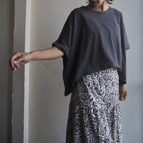draped oversized crop tee