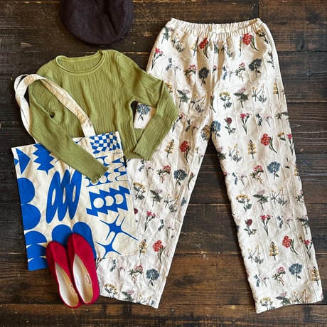 flower embroidered pants