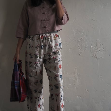 flower embroidered pants