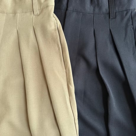 tuck wide pants