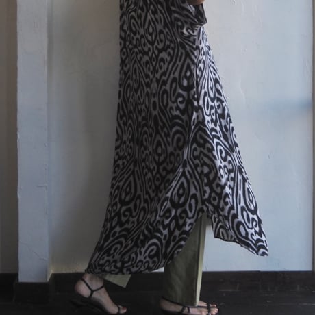 monochrome caftan dress