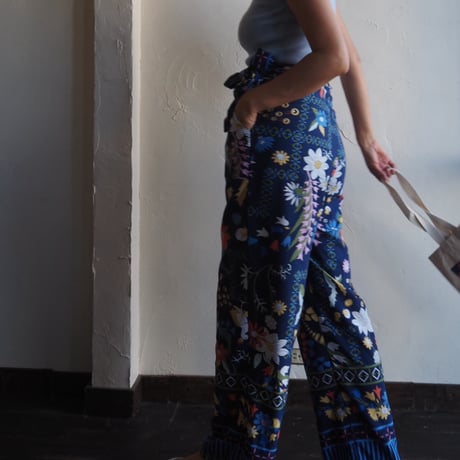 wrap thai pants