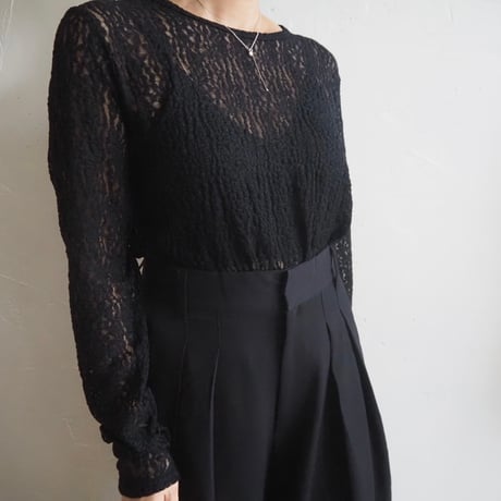 stretch lace pullover