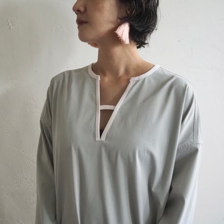 caftan piping one-piece