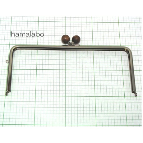 蔵出し！廃盤品の限定復活！【HA-b1258】22cm/角型(茶色の木玉×シルバー)