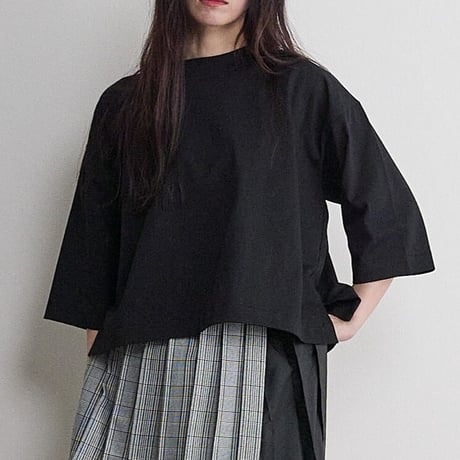 THOMAS MAGPIE バックロゴTシャツ (ホワイト／ブラック）
