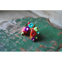 ミラー刺繍のカラフルぽこぽこアシメピアス②