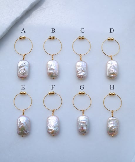 Pearl earring white