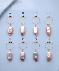 Pearl earring pink