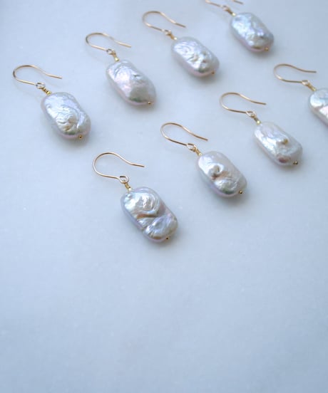 Pearl pierce white