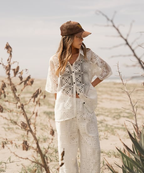SUNLIT SQUARE LACE SHIRT
