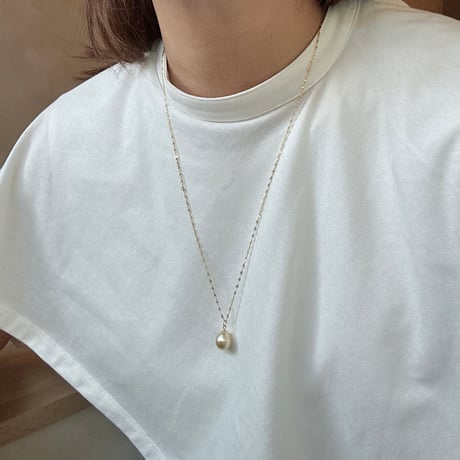 白蝶真珠　ゴールデンパール　ペンダントネックレス