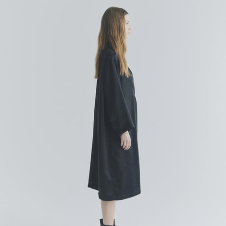 SATIN OPEN COLLAR ONEPIECE MNN-OP-131〜MANON〜