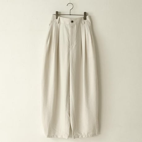 RELAXY THREE TUCK PANTS MNN-PT-187〜MANON〜