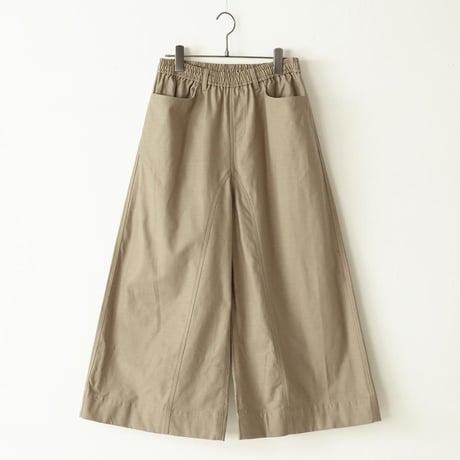 BACKSATIN SWITCHING FLARE PANTS MNN-PT-186〜MANON〜