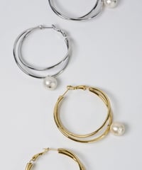 anq.】K18・0.2ct レーザーホールダイヤモンド フックピアス | KU-CROIS