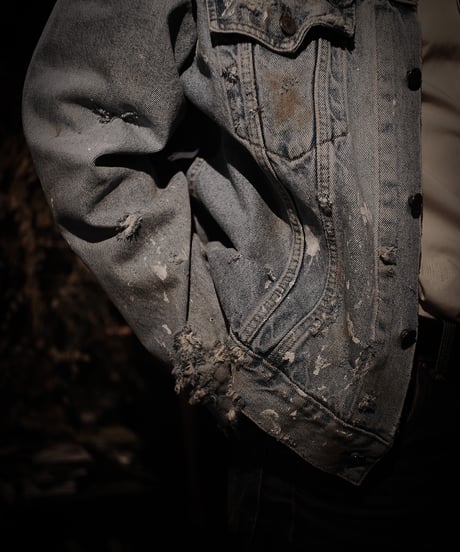 "BEYOND THE SCREEN" DENIM JACKET