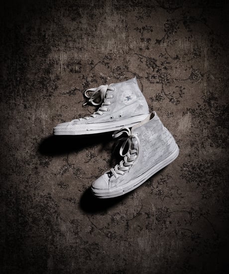 "BEYOND THE SCREEN" SNEAKERS