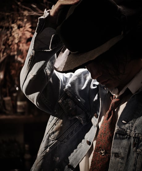 "BEYOND THE SCREEN" DENIM JACKET