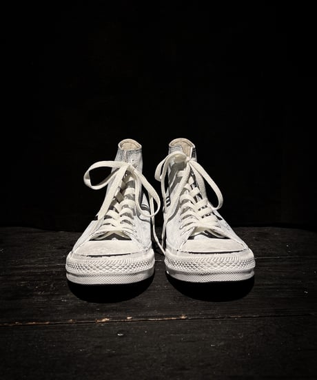 "BEYOND THE SCREEN" SNEAKERS