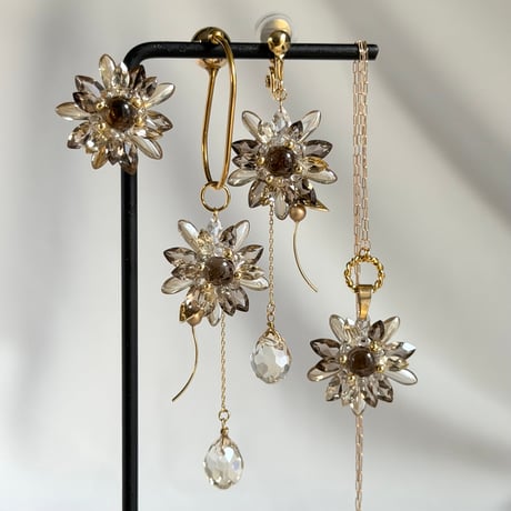 陽葵(Himari) Ear Cuff
