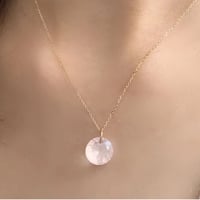 ローズクォーツのネックレス