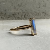 ラブラドライトのリングカフ